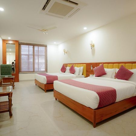בהופאל Hotel Eleven Heights מראה חיצוני תמונה