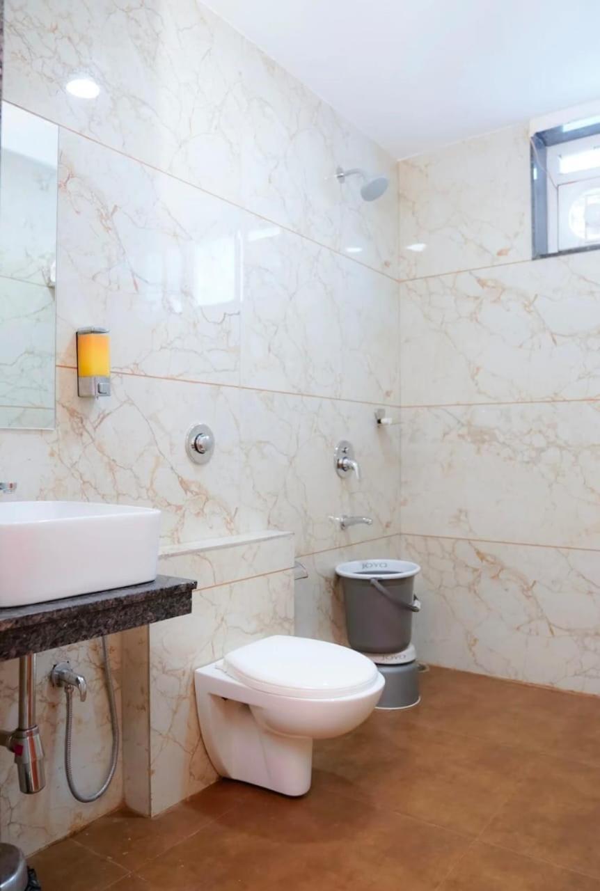 בהופאל Hotel Eleven Heights מראה חיצוני תמונה